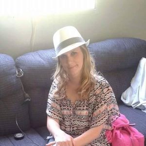 Meet your Posher, Katherine